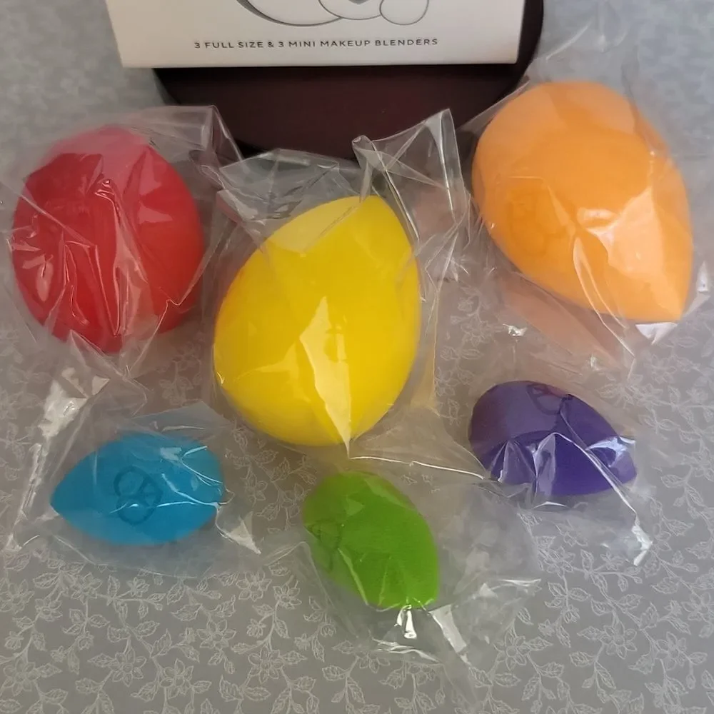 UVÉ Limited Collection Be You - Beauty Blender Set - 3 Full Size & 3 Mini Sponge